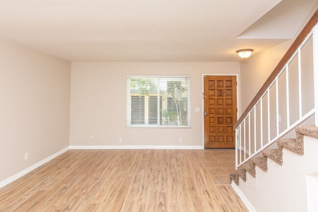 Foto del edificio - Spacious 2 Bedroom / 1.5 Bath Condominium ...