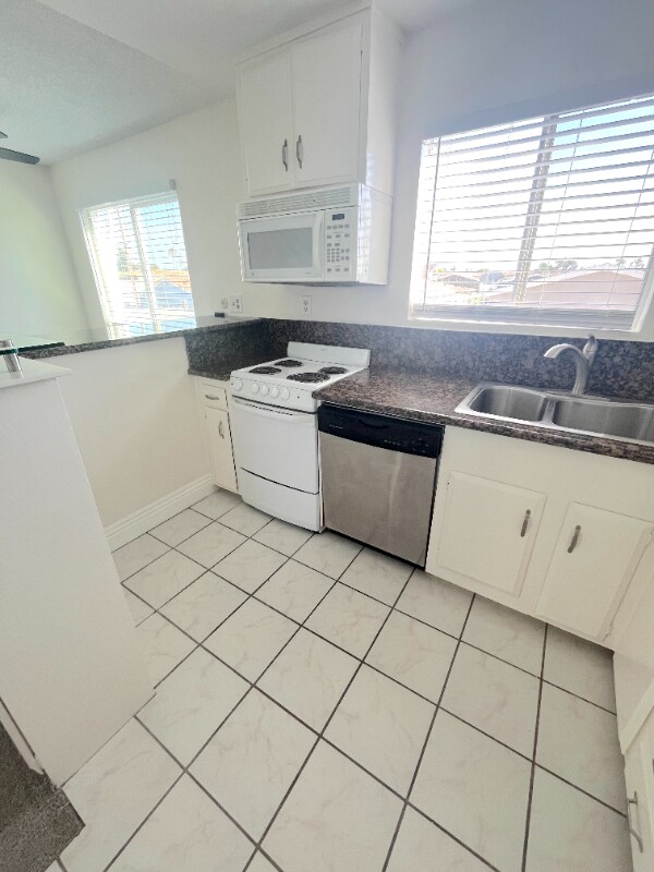 Foto del edificio - 931 W 19th St