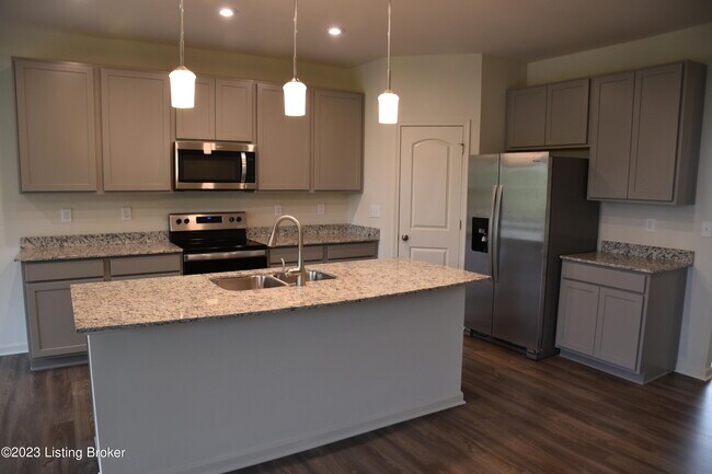 Foto del edificio - 4010 White Pne Ln