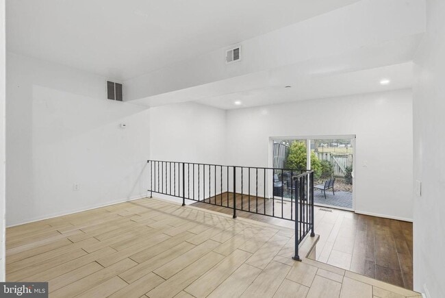 Foto del edificio - 11072 Berrypick Ln