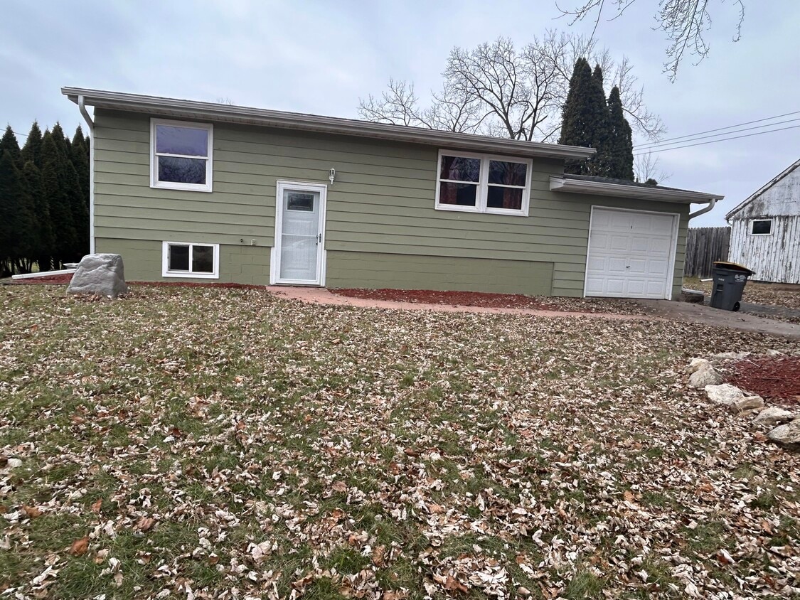 N141 Old Highway 35, Stoddard, WI 54658 House Rental in Stoddard, WI