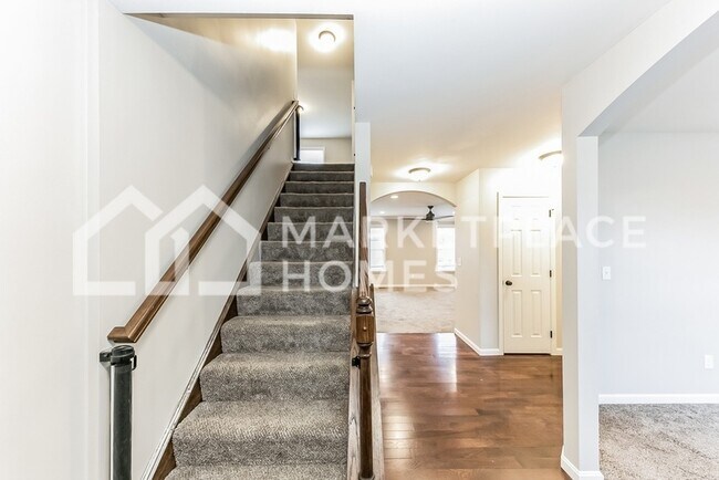 Building Photo - 10675 Fremont Dr