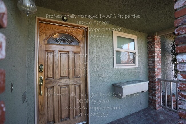 Building Photo - 11441 Park Ln