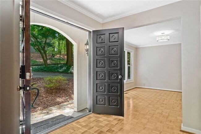 Building Photo - 2710 Margaret Mitchell Dr NW