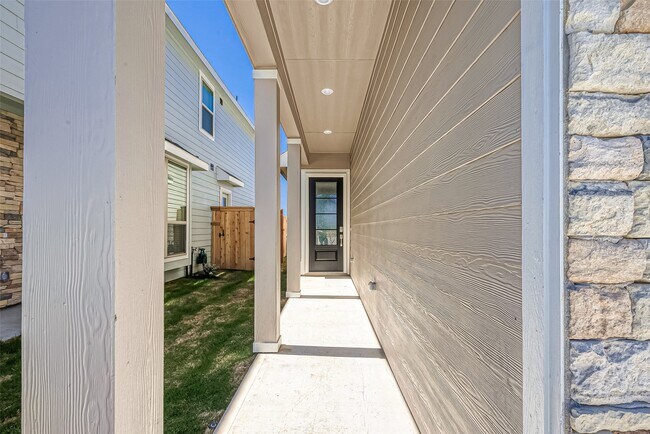Foto del edificio - 5554 Amber Brook Ln