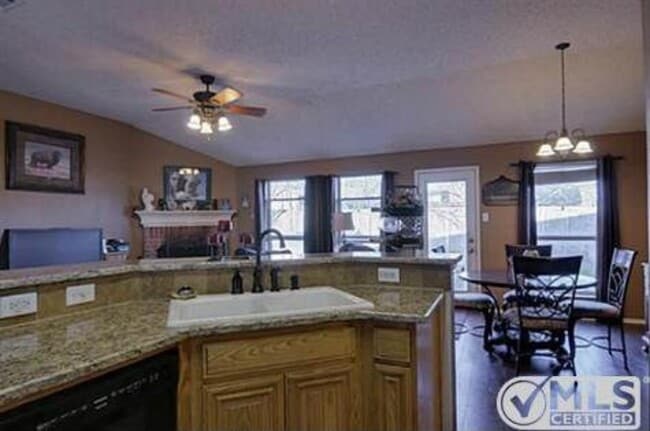 Photo - 540 Barbara Jean Ln House