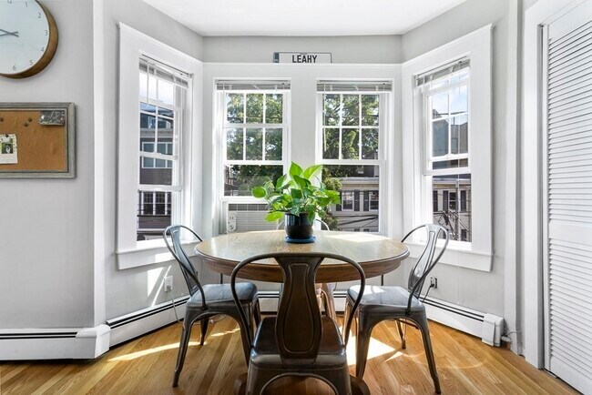 Foto del edificio - 159 W 7th St