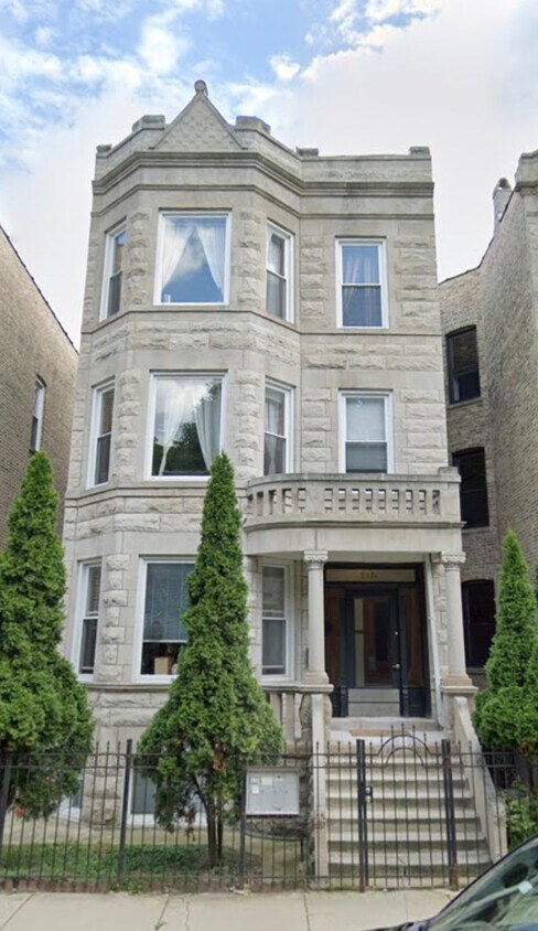Primary Photo - 3319 W Pierce St