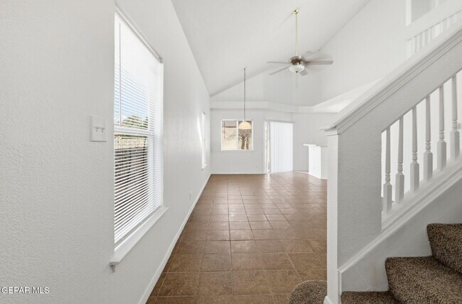 Building Photo - 3272 Urbici Soler Dr