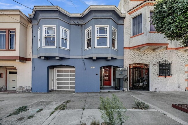 Building Photo - 1491 Quesada Ave