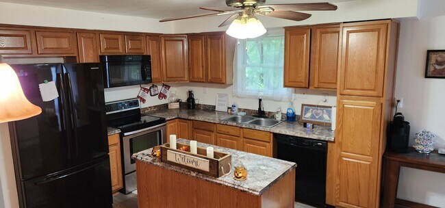 Foto del edificio - 340 Myrtle St