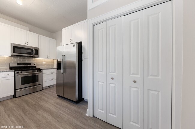 Foto del edificio - 1127 Hannah Ave