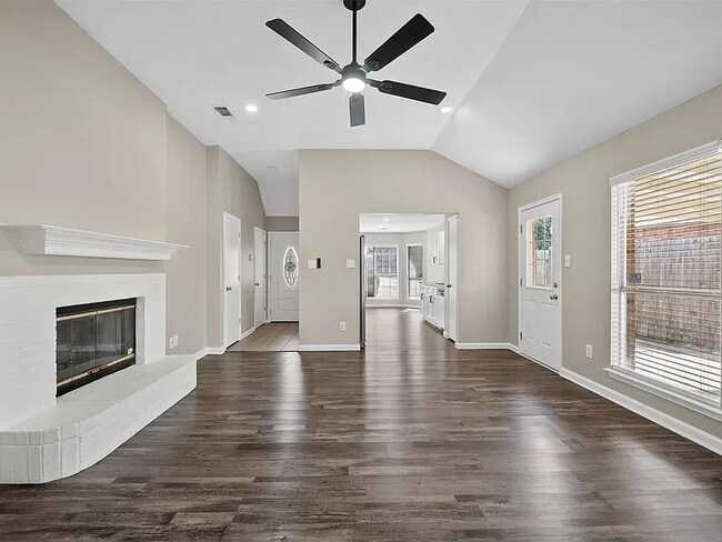 Foto del edificio - 3001 Green Vista Ct