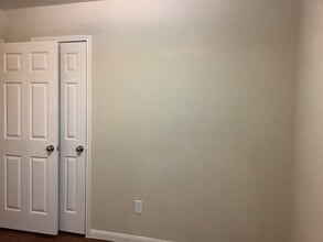 Building Photo - 6019 Brenwood Trails Ln