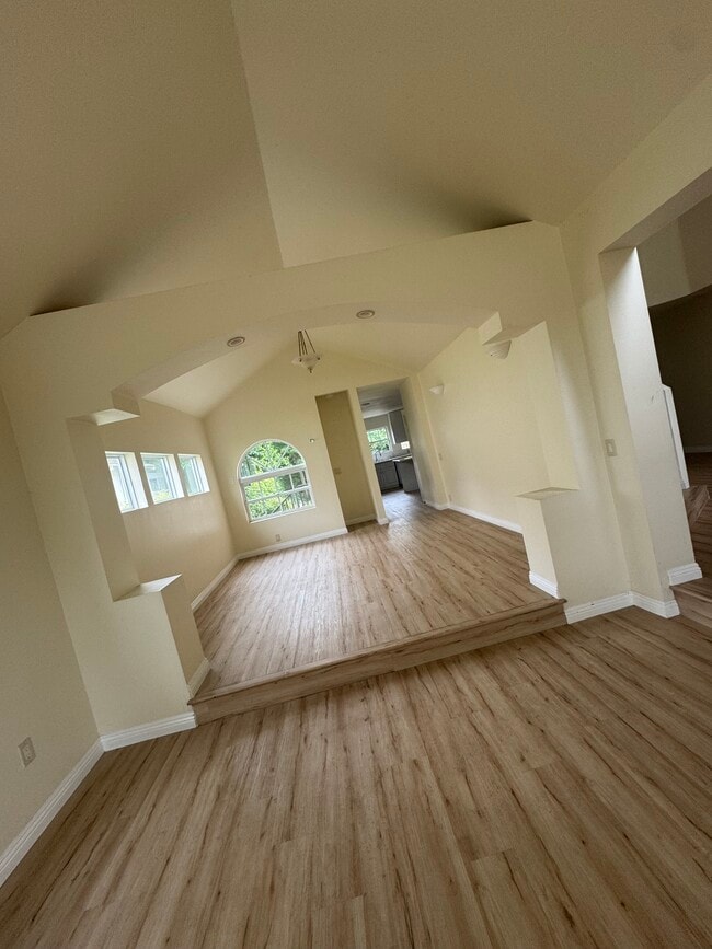 Dining Room - 2707 Veteran Ave