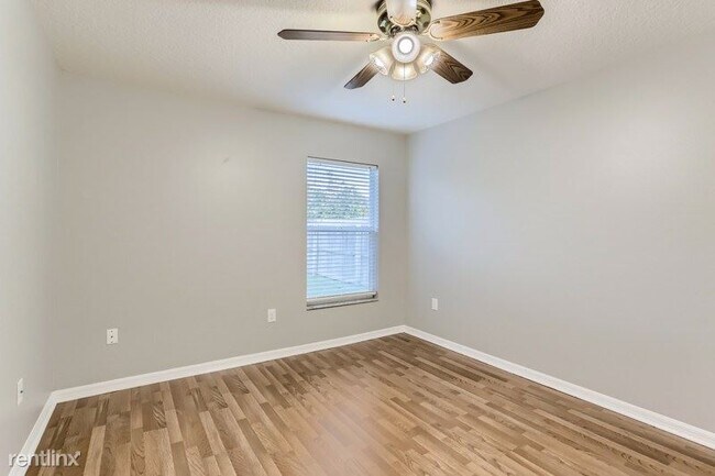 Foto del edificio - 4 br, 2 bath House - 10503 Weybridge Drive...