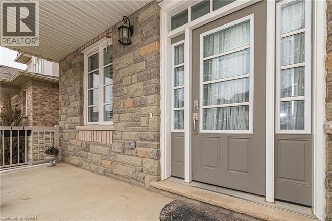 Building Photo - 558 Sundew Dr