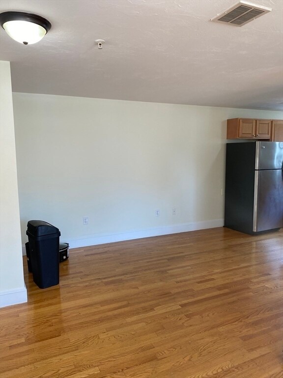 Foto del edificio - 144 Washington St