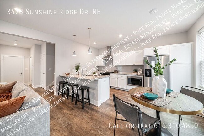 Foto del edificio - 3478 Sunshine Ridge Dr