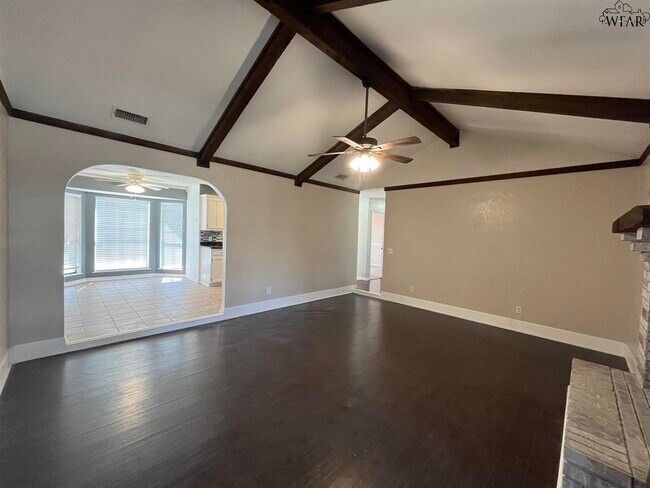 Building Photo - 5402 Pebblestone Dr