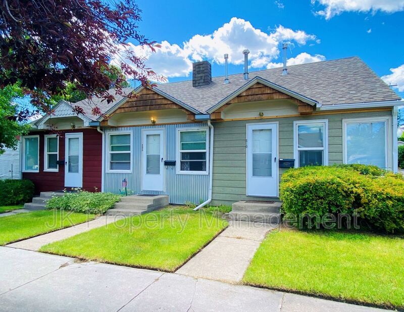 Primary Photo - 206 9th St N