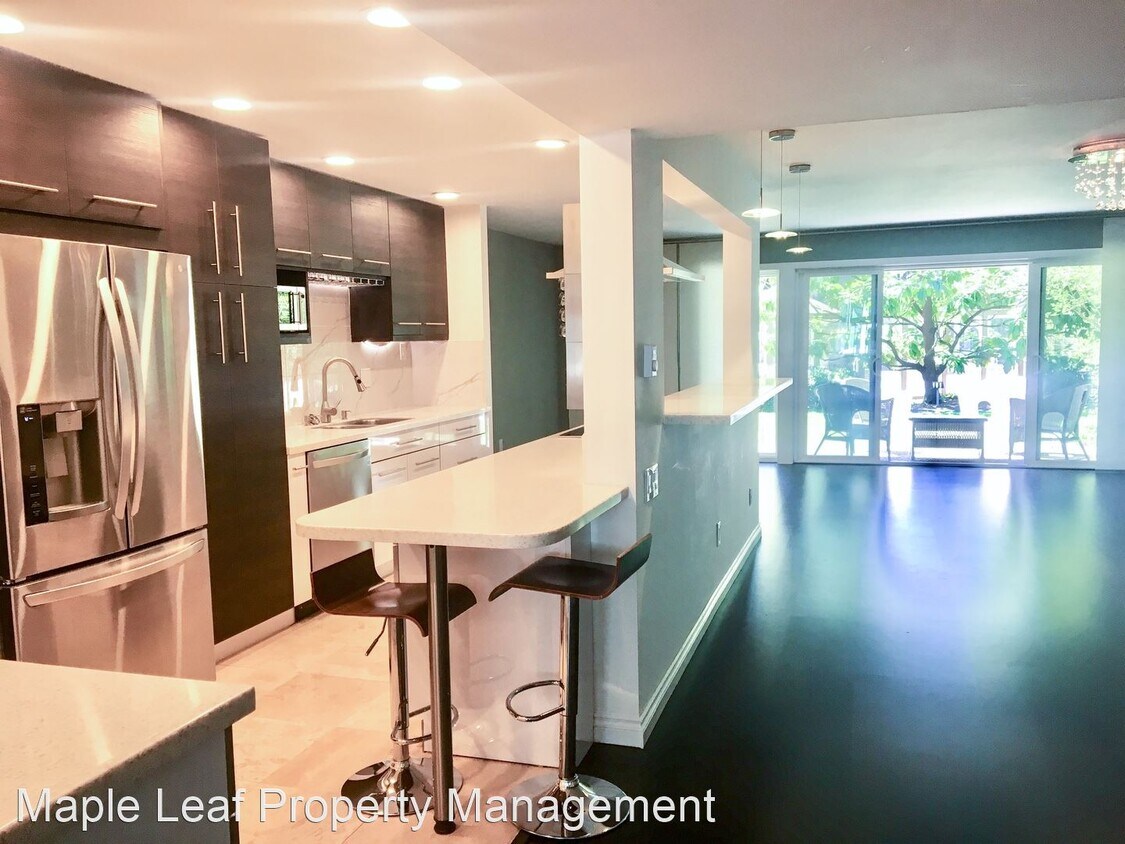 Foto principal - 2 br, 2 bath House - 1548 NE 140th St #F-2