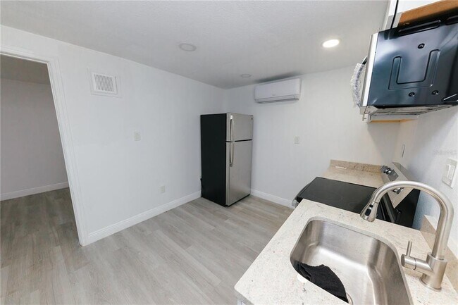 Foto del edificio - 1741 Fairfield St