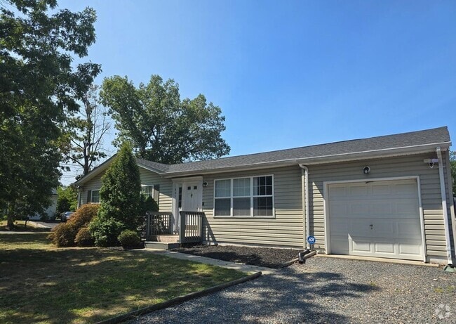 Building Photo - 701 Rugby St