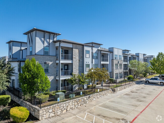 Building Photo - Art at Brattons Edge