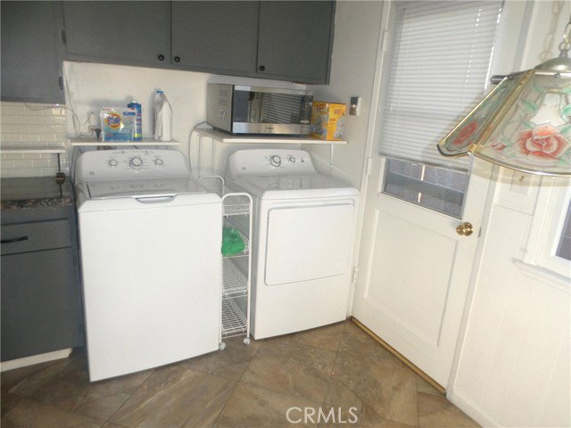 Foto del edificio - 8208 Kentland Ave