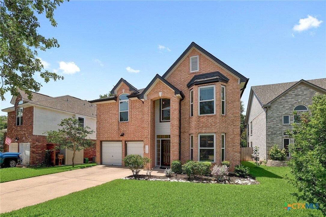 Foto principal - 703 Ivy Ct