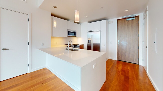 Interior Photo - 399 Fremont