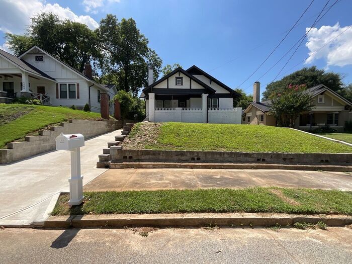 Primary Photo - **Bright & Stylish 2 Bedroom Atlanta Home ...