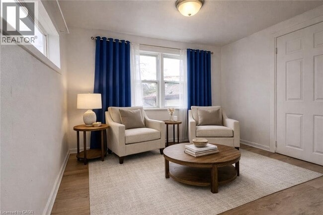 Building Photo - 498 Ottawa Street S