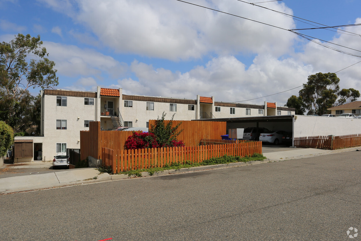 Primary Photo - Mountain View Apartments