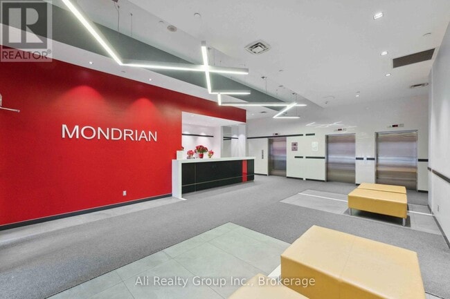 Building Photo - 324 Laurier Ave W