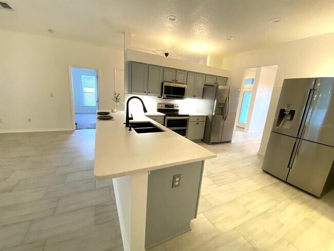 Foto del edificio - 3837 Fallscrest Cir