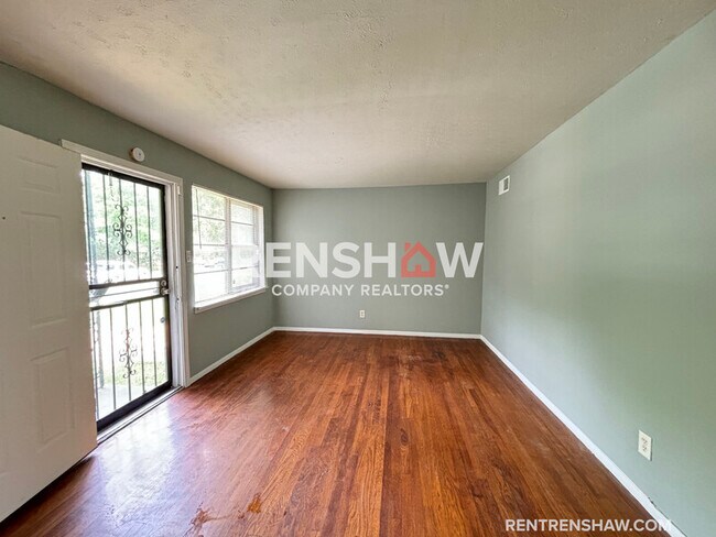 Foto del edificio - 5472 Lochinvar Rd