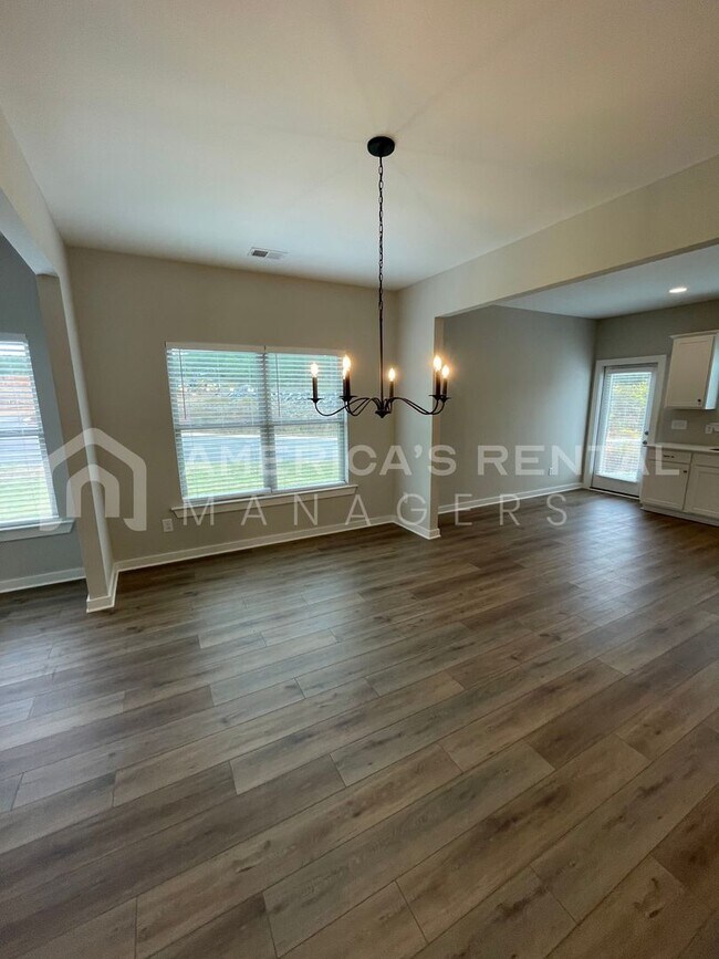 Foto del edificio - New Construction Home for Rent in Vance, A...