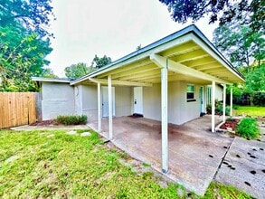 Building Photo - 8214 Herlong Rd