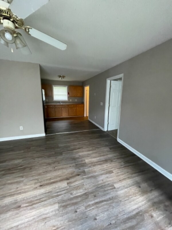 Foto del edificio - 317 Caswell St