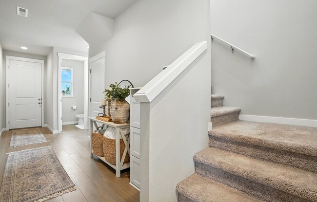 Foto del edificio - New Corner Lot- 3 Car Garage!