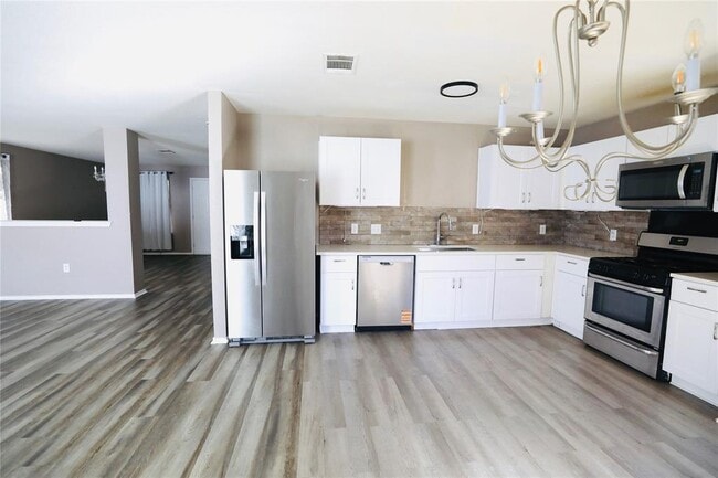 Building Photo - 5621 Abby Ann Ln