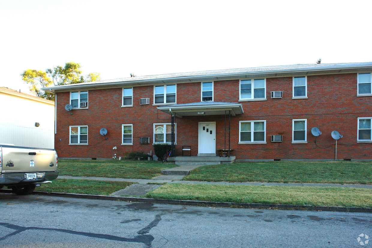 Building Photo - 205-207 12th St