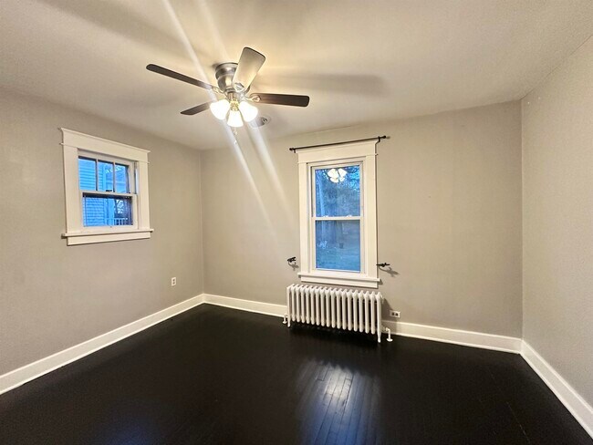 Foto del edificio - 549 Watervliet Shaker Rd