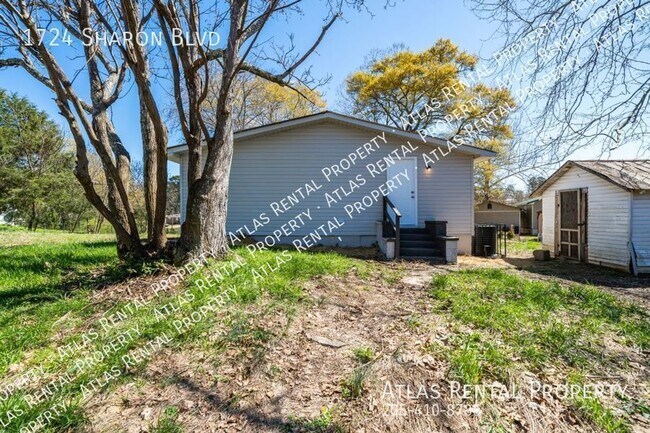 Building Photo - 1724 Sharon Blvd