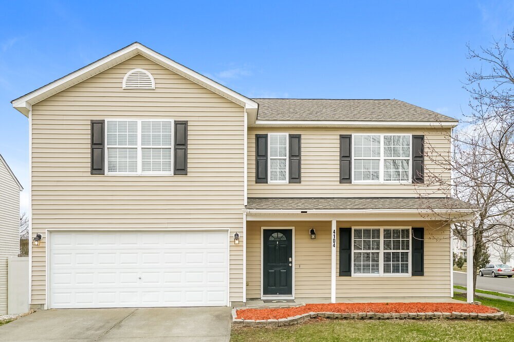 Foto principal - 4104 Taylor Oaks Dr