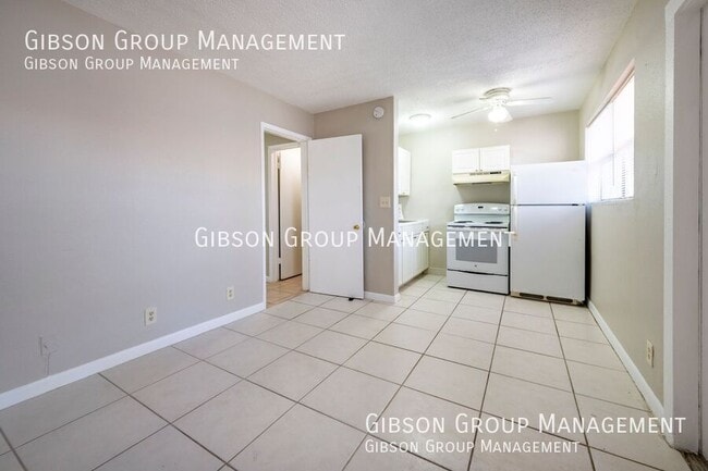 Photo - 1146 NE 3rd Ave Apartment