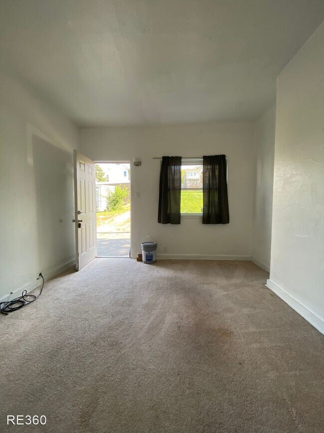 Building Photo - 2 br, 1.5 bath House - 610 Ceres Way Allen...
