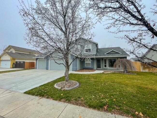 Foto del edificio - 4110 E Hayseed Ct